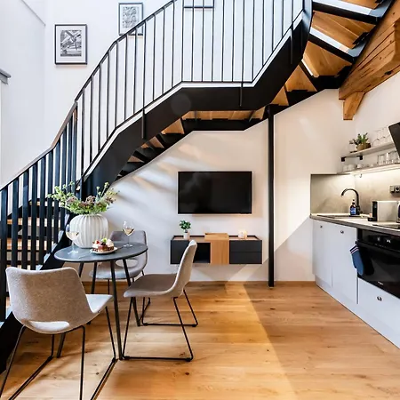 Days - One Bedroom With Garage And Workspace * Prag