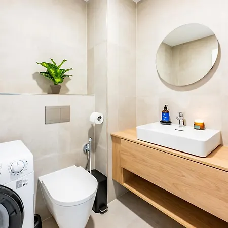 דירה Days - One Bedroom With Garage And Workspace פראג